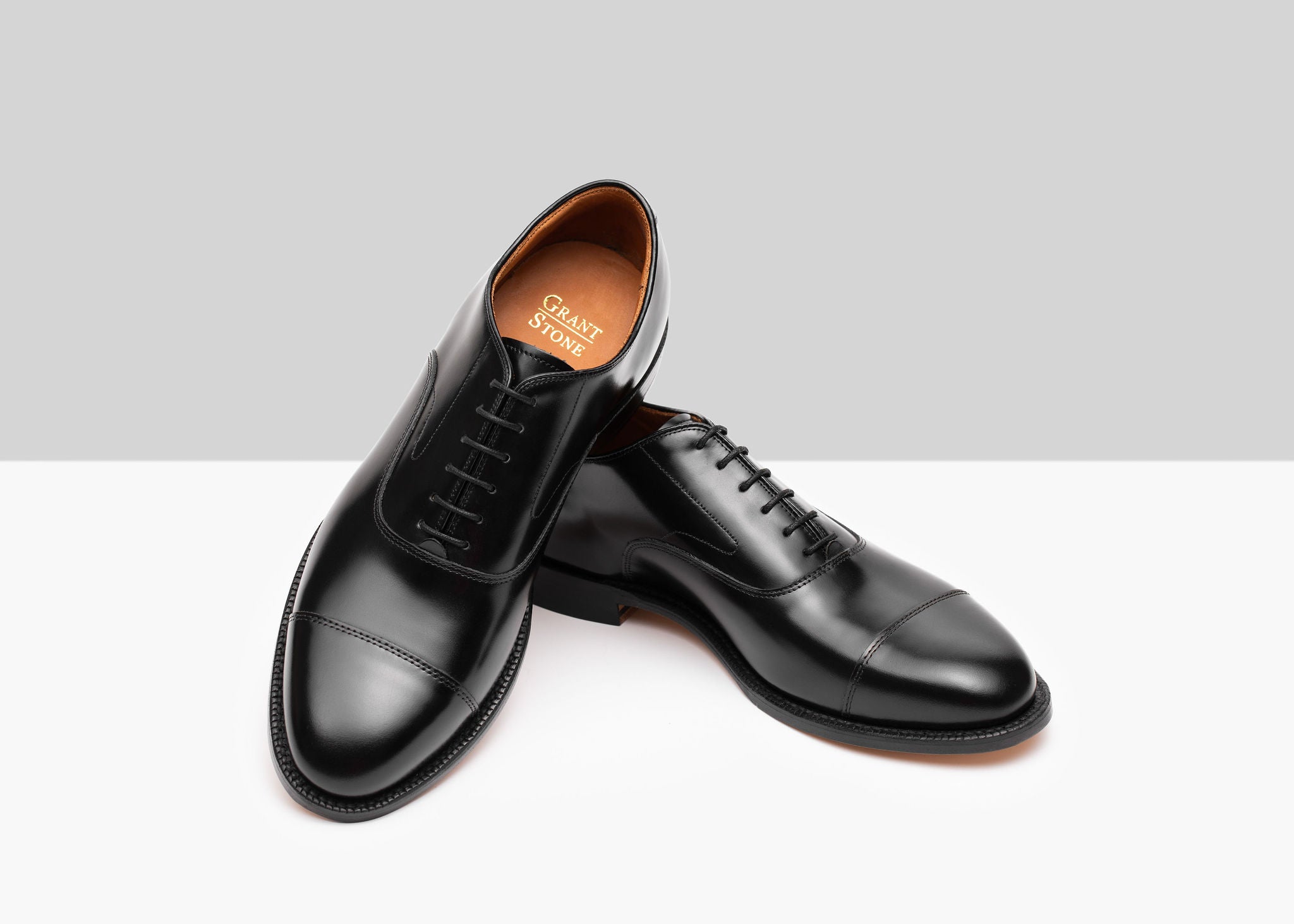 Cap Toe Oxford - Black