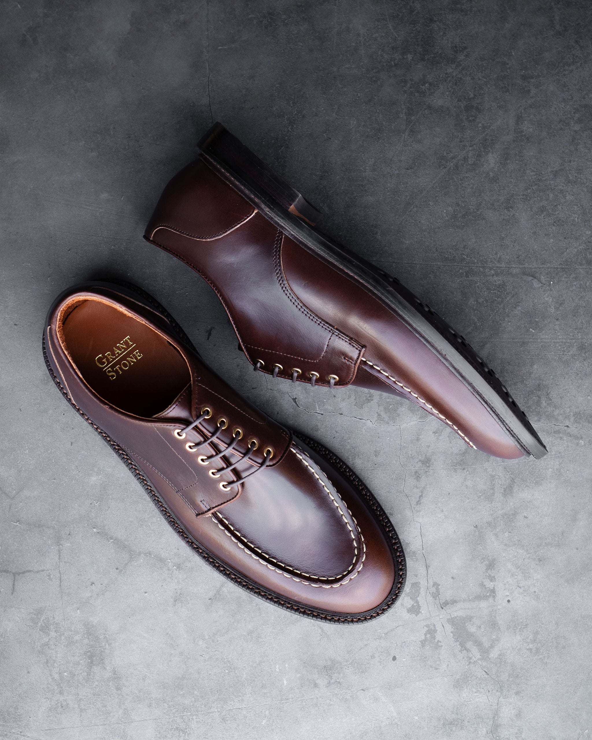 Moc Toe Derby Crimson Chromexcel