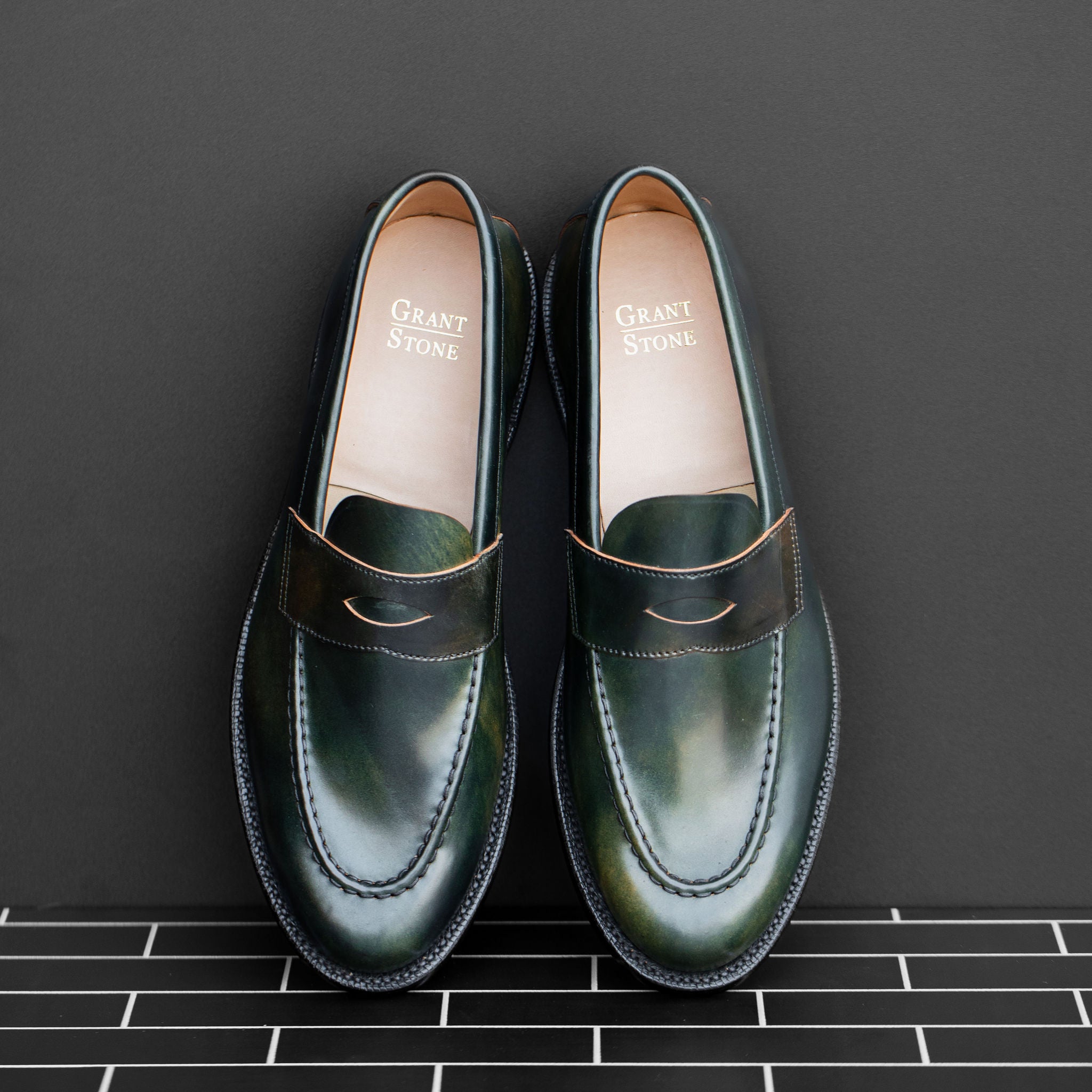 Pre-Order | Unlined Traveler Penny Black Marbled Shell Cordovan