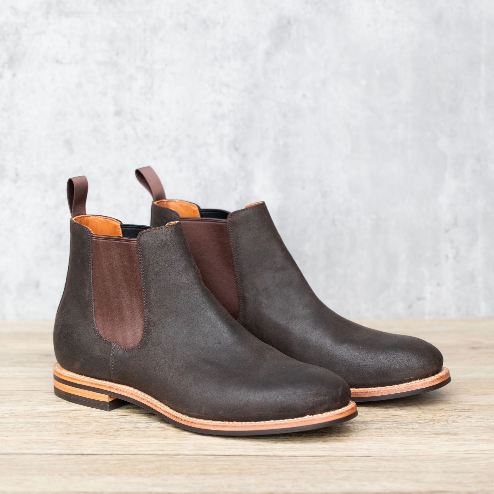 Chelsea Boot - Earth Waxed Commander