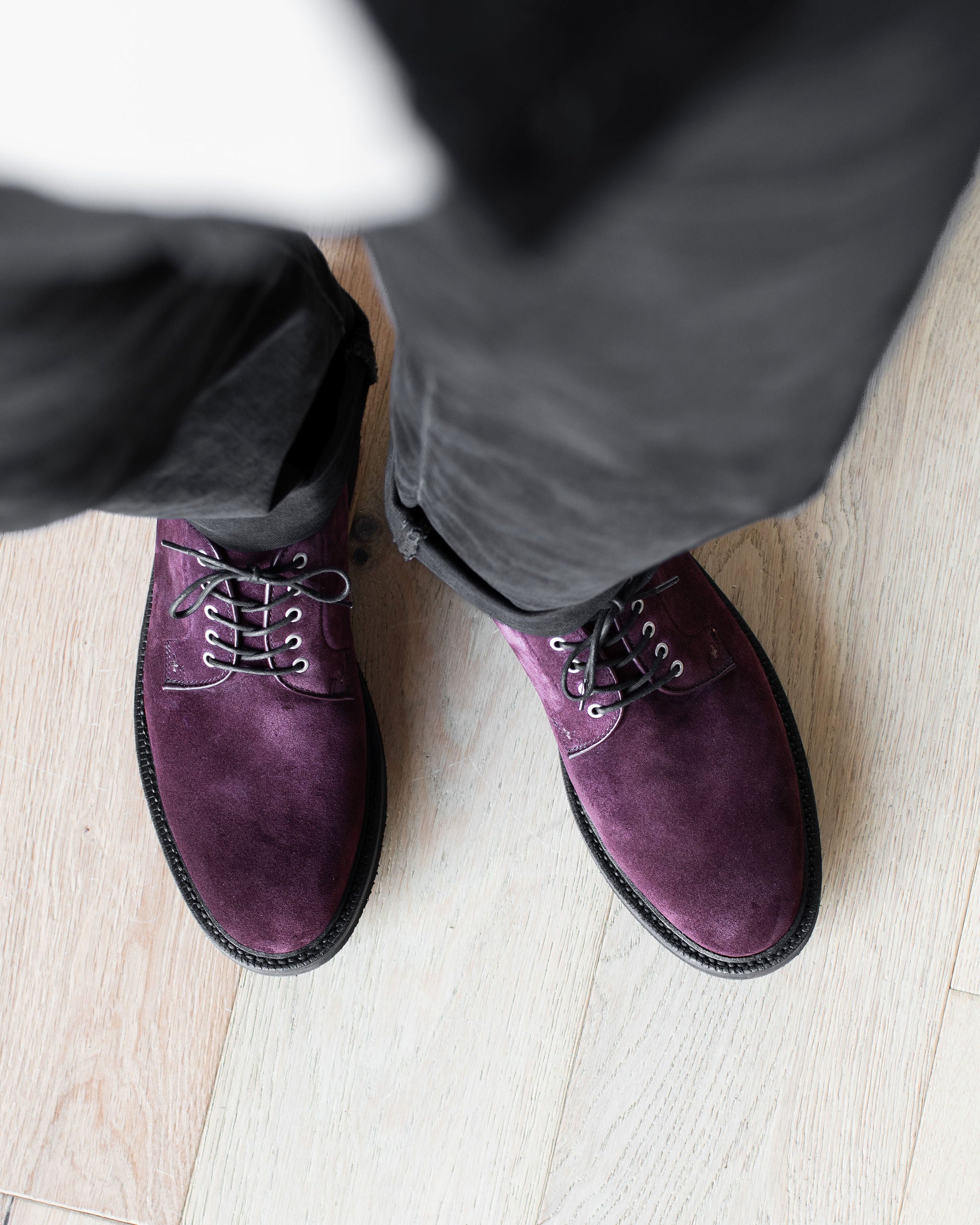 Plain Toe Berry Suede