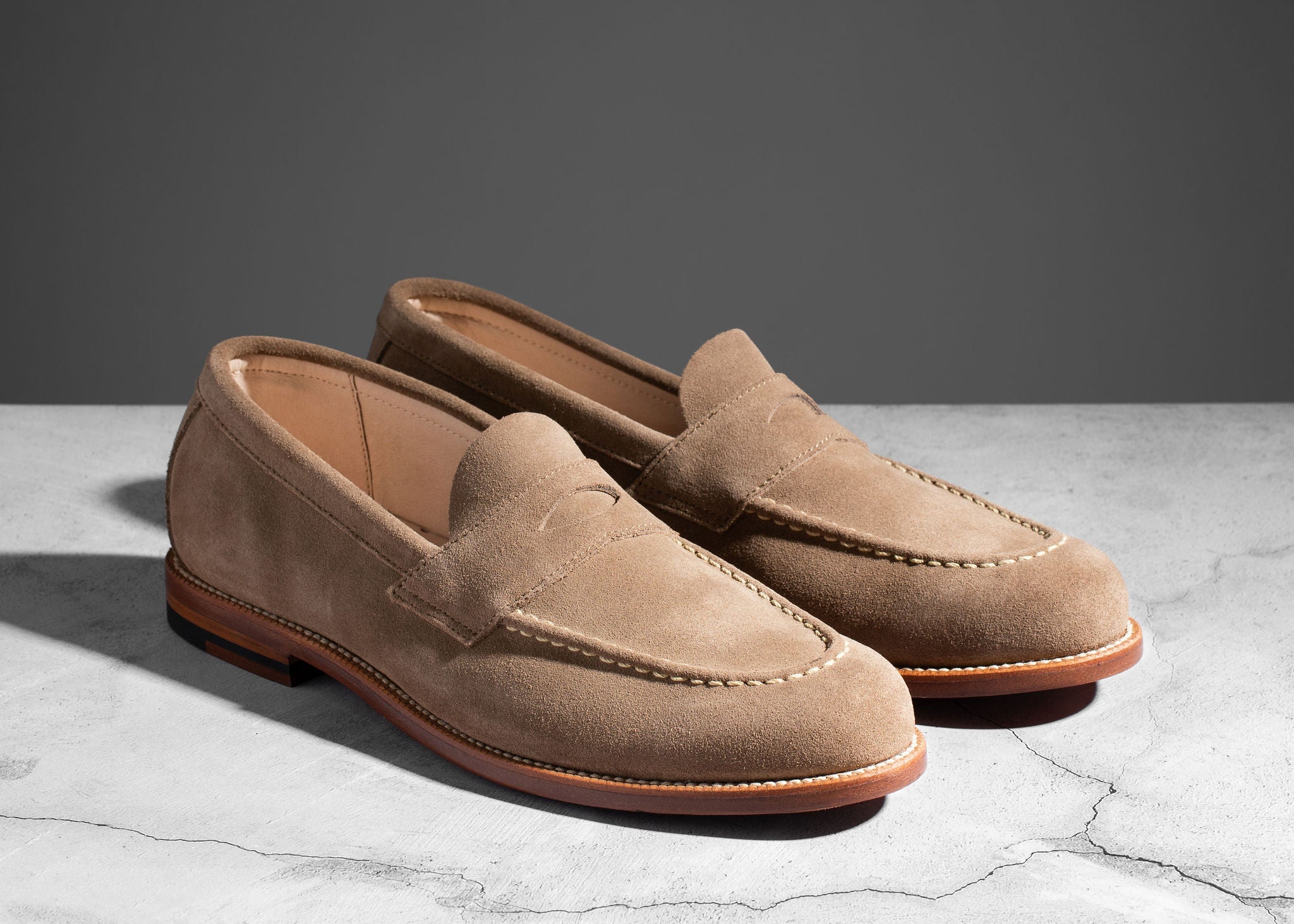 Unlined Traveler Penny Sand Suede