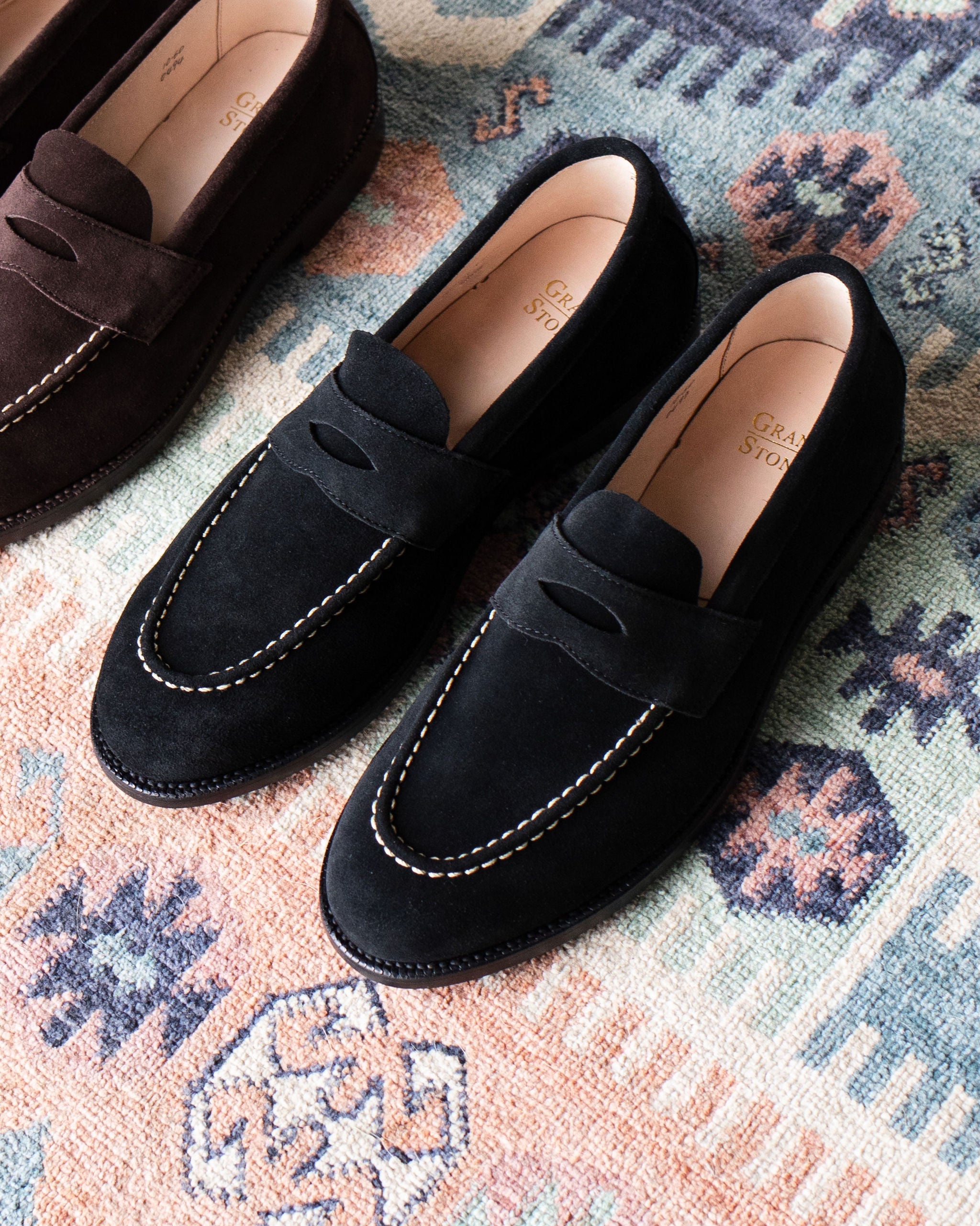 Unlined Traveler Penny Black Suede