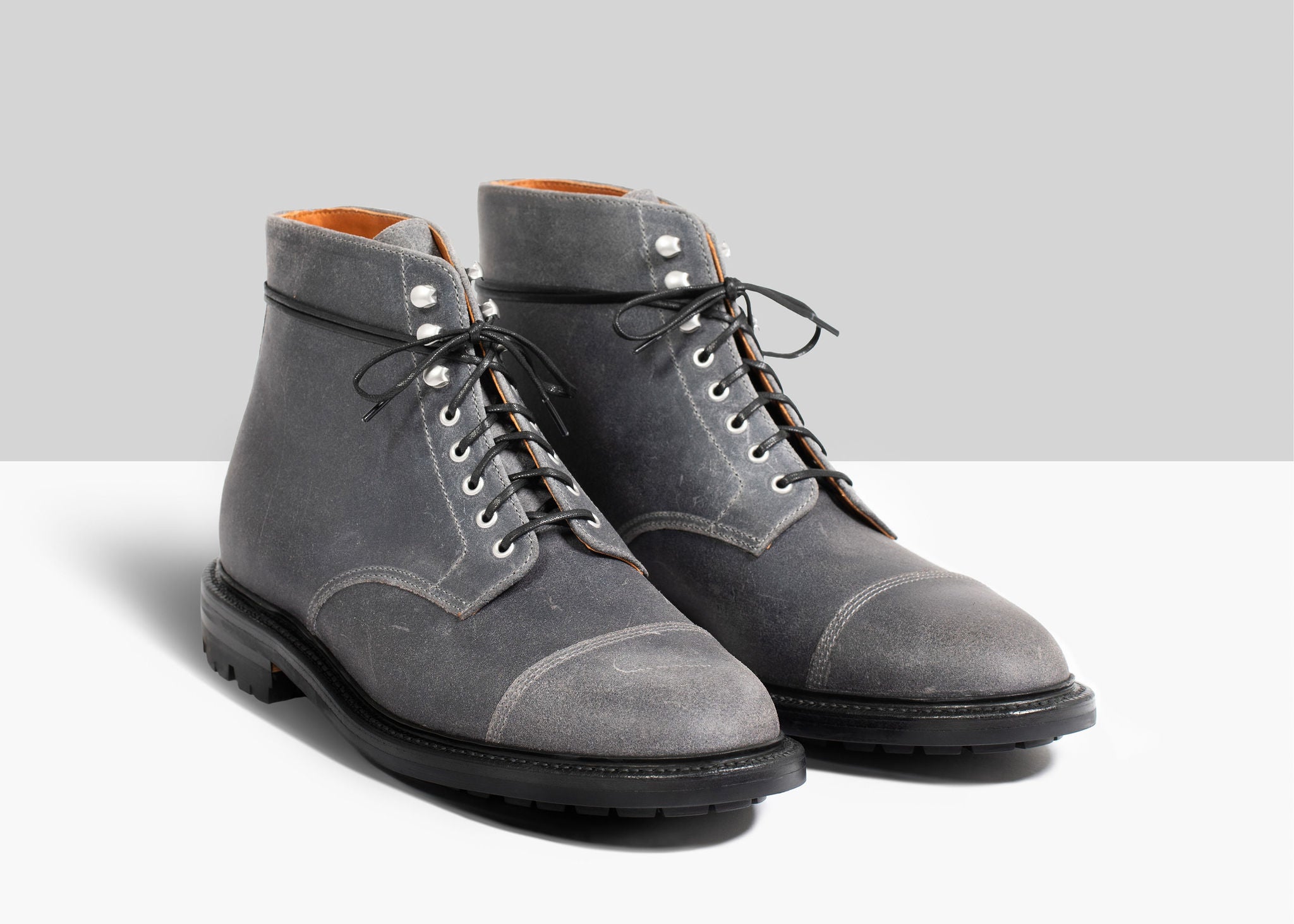 Cap Toe Boot Frost Waxed Commander