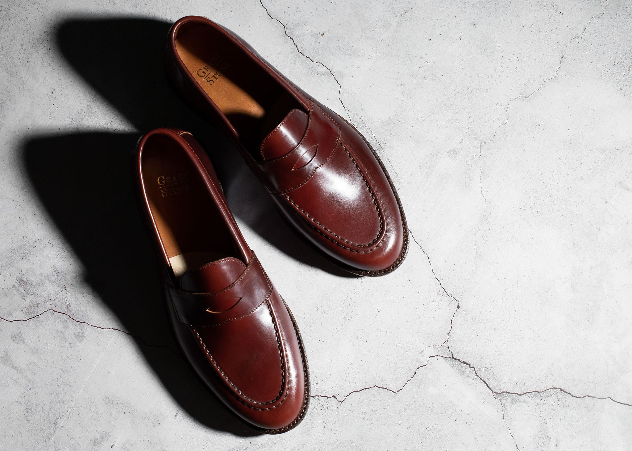 Pre-Order | Traveler Penny Garnet Shell Cordovan